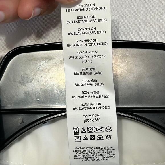 New Balance Women's NWT White Cycling Speed Vest M Pockets Vented Breathable - Picture 7 of 9